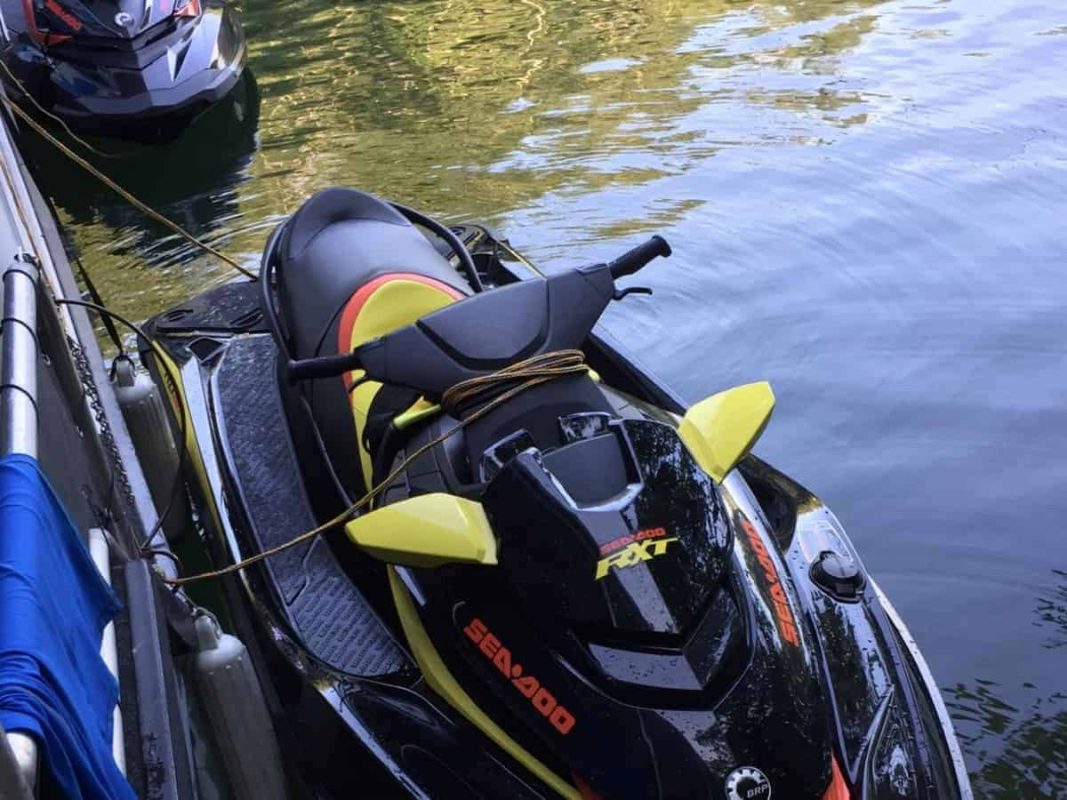 How to Tie a Jet Ski to a Dock