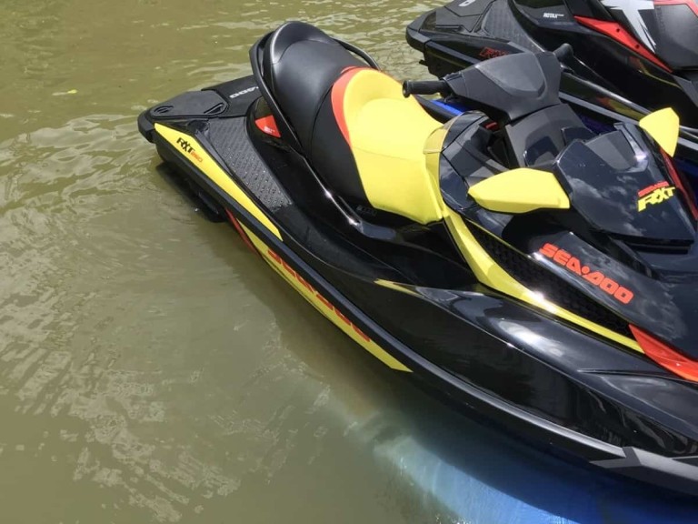 Best Way to Store A Jet Ski Without and With A Trailer Indoors Or