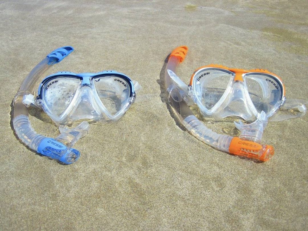 Why Snorkeling Masks Fog Up and 7 Ways to Prevent It